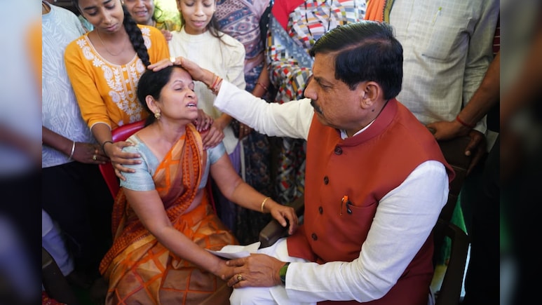 छिंदवाड़ा हादसा; दिल्ली के बाद दौरा रद्द, CM मोहन यादव की मृतकों के परिजनों से मुलाकात, अब 8 लाख की सहायता