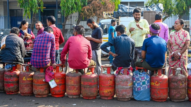 LPG की किल्लत ने सताया तो गूगल याद आया... सर्चिंग में इंडक्शन छाया