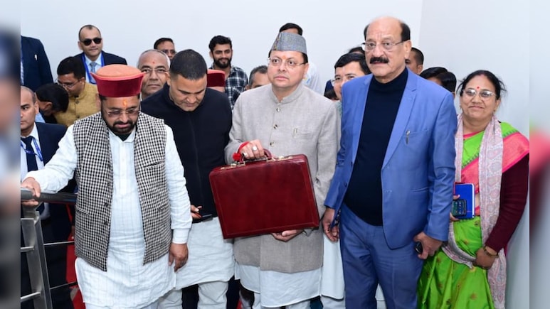 उत्तराखंड CM धामी ने पेश किया 1.11 लाख करोड़ बजट, 2027 विधानसभा चुनावों की दिख गई झलक