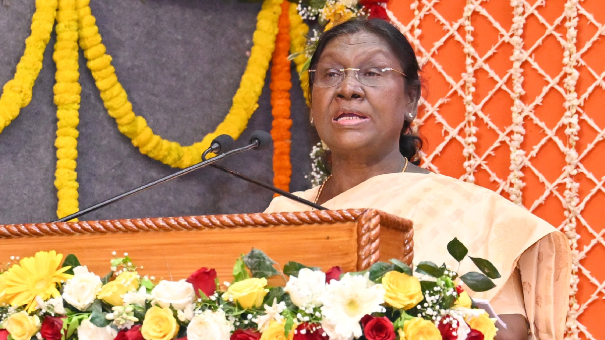 कल प्रेमानंद महाराज से मुलाकात, आज गोवर्धन में करेंगी परिक्रमा, राष्ट्रपति मुर्मू की ब्रज यात्रा का अंतिम दिन