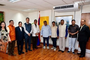 मॉरिशसमध्ये नेमकं काय घडतंय? 'महाराष्ट्र भवना'चा विस्तार आणि सावरकरांच्या नावाने नवा इतिहास! वाचा सविस्तर