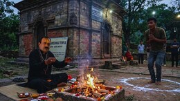 Ashok Kharat : लिंगपिसाट खरातने पुरुषांनाही सोडलं नाही; ईशानेश्वराच्या मागे रिंगण आखून पुण्याच्या व्यावसायिकासोबत भयंकर कृत्य