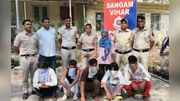 शादी की शॉपिंग पड़ी भारी: दूल्हा-दुल्हन बने &lsquo;रोड रेज&rsquo; के आरोपी, 6 के साथ पहुंचे हवालात&nbsp;