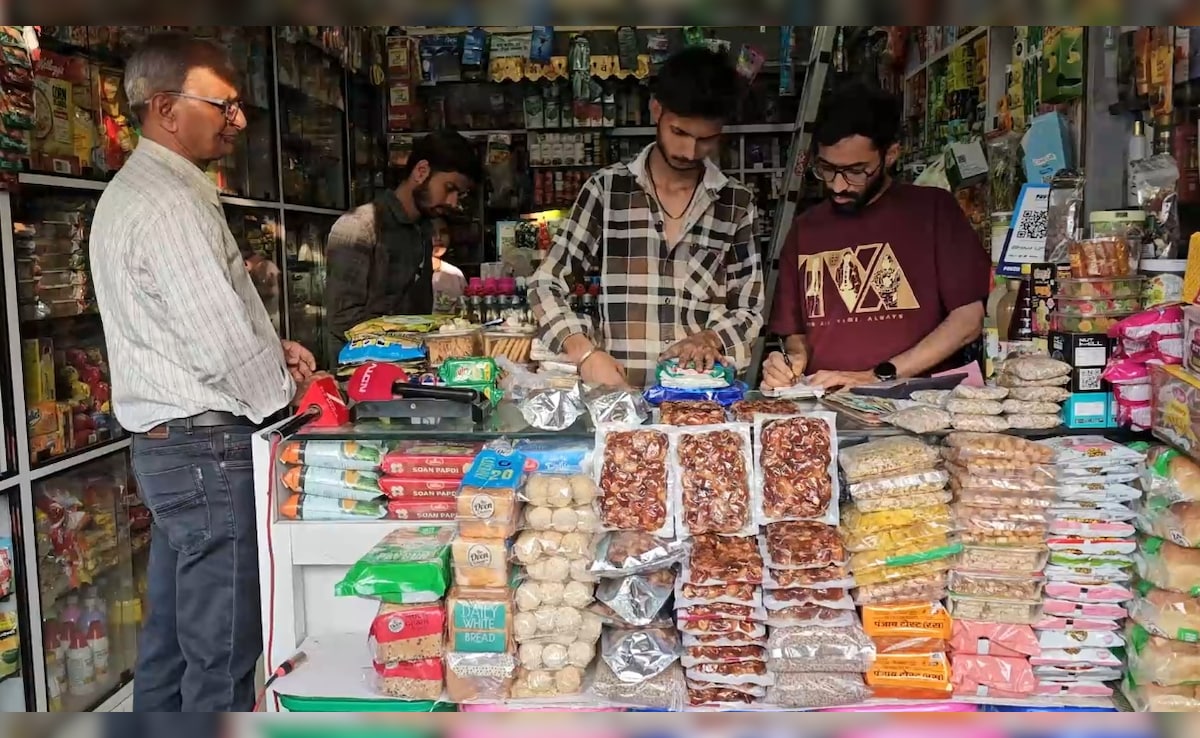 इजरायल-अमेरिका और ईरान युद्ध का असर अब रोजेदारों पर भी, गल्फ देशों से नहीं आ पा रहे खजूर