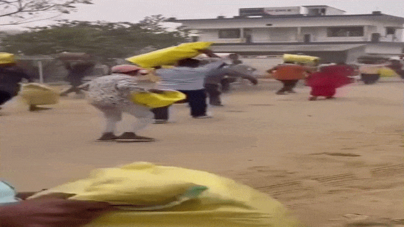 अफवाह की आग में सुलगा 'गैस' का संकट, यूपी के इस जिले में सिलेंडर लेकर दौड़ते दिखे लोग- VIDEO