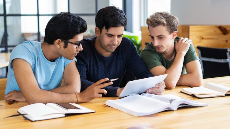 JEE Main 2026 एडमिट कार्ड आउट, जानें एग्जाम से जुड़ी हर जरूरी बात