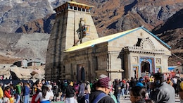 Helicopter Yatra vs Traditional Trek: What's Better For Kedarnath And Char Dham?