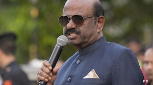 Bengal Governor Quits, Mamata Banerjee Says Successor From Tamil Nadu