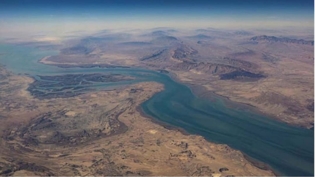 Saudis Give Oil Buyers Red Sea Option Due To Hormuz Crisis