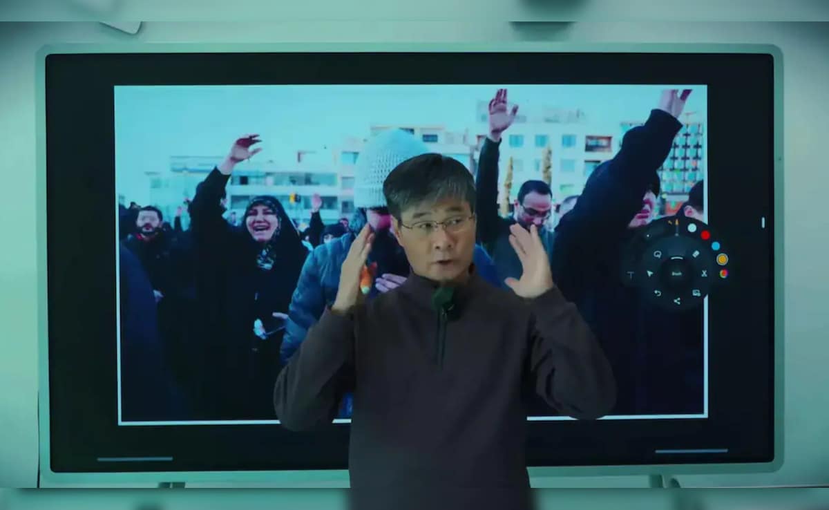 ईरान से जंग हारेगा अमेरिका? 'चीन के नास्त्रेदमस' की 2 भविष्यवाणी हुई सच, तीसरे के सच होते ट्रंप को लगेगा झटका