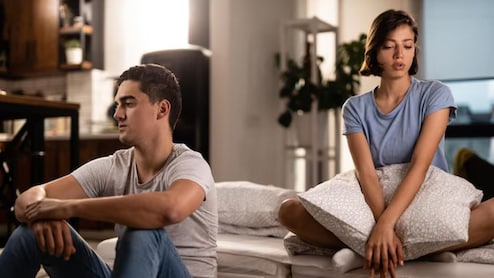 What Is Tolyamory? A New Dating Term That Redefines Cheating In A Relationship