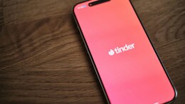 What's Your <i>Rashi</i>? Tinder Will Find Your Zodiac And Find You A Match