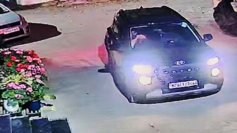 Bhopal Cop Alleges Threat After Chaos Outside Home, Police Refutes Claim