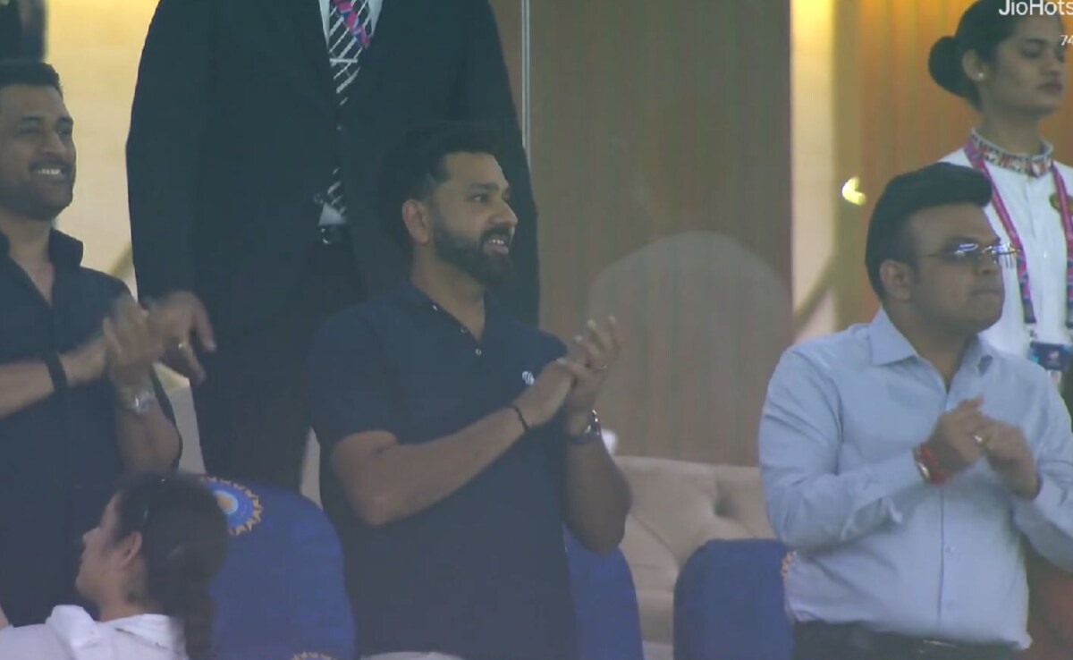 T20 World Cup 2026 MS Dhoni Celebration and Jay Shah-Rohit Sharma Viral Hug
