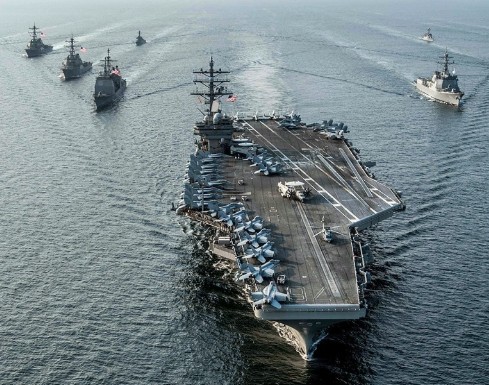 अब्राहम लिंकन कैरियर को लेकर ईरान की बड़ी चेतावनी, कहा - हमारी सीमा में आए तो हर तरीके से करेंगे हमला