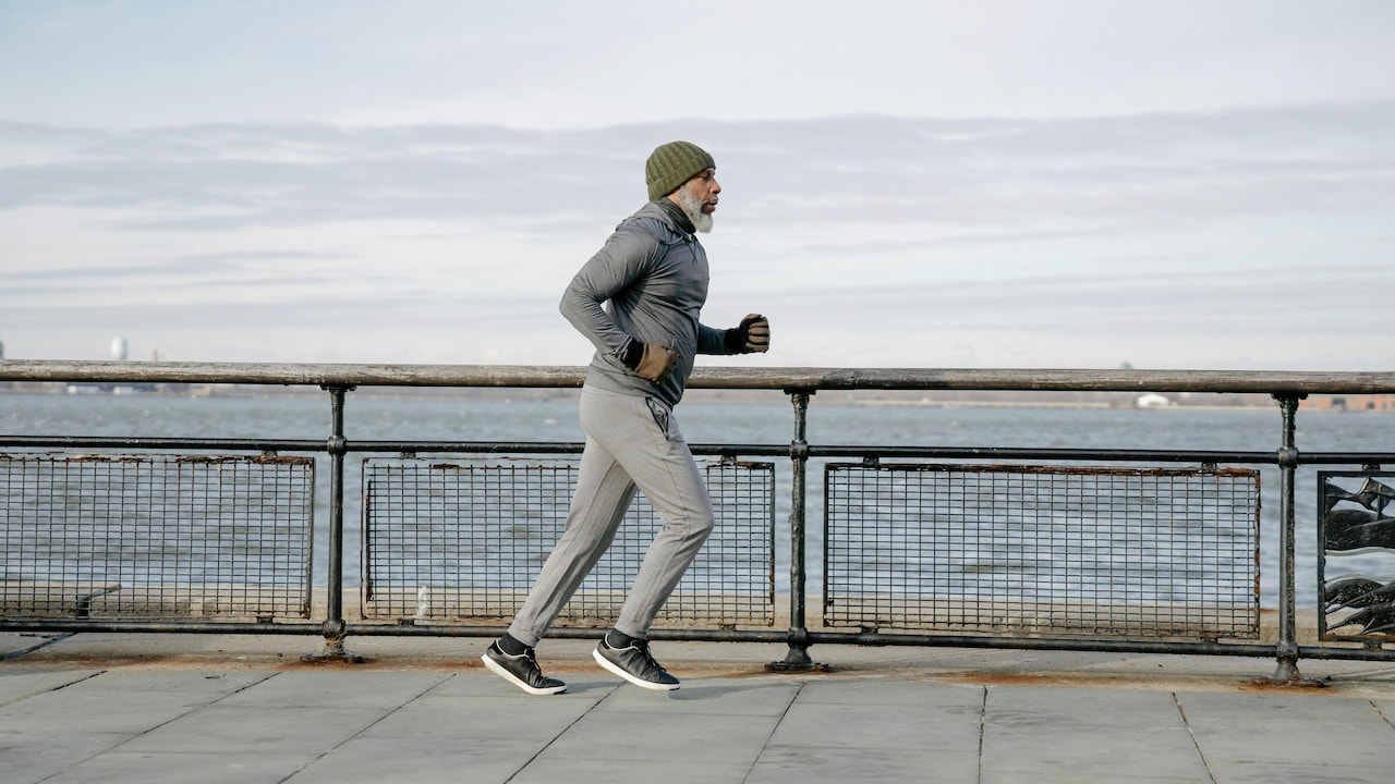 Why Your Joggers Lose Shape After 2 Weeks: Fabric Truth No One Mentions
