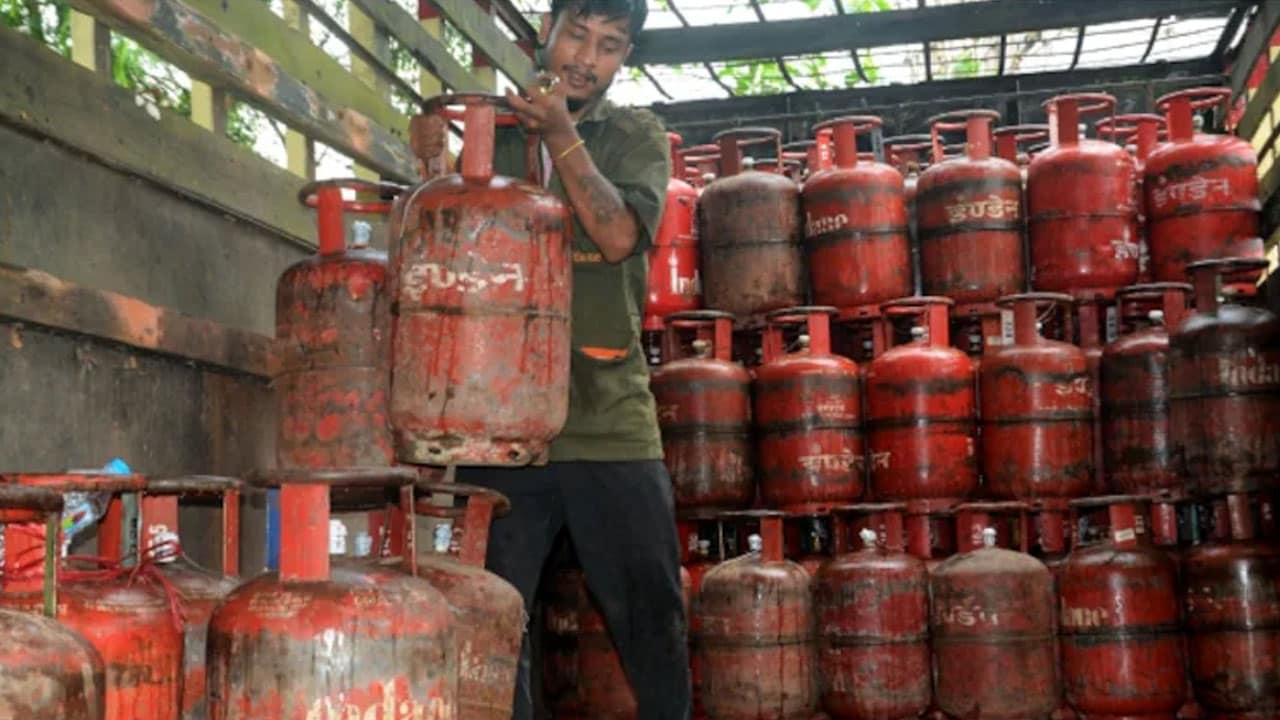 Domestic LPG Price Hiked By Rs 60, Commercial Cylinder Up Rs 115 Amid Iran War