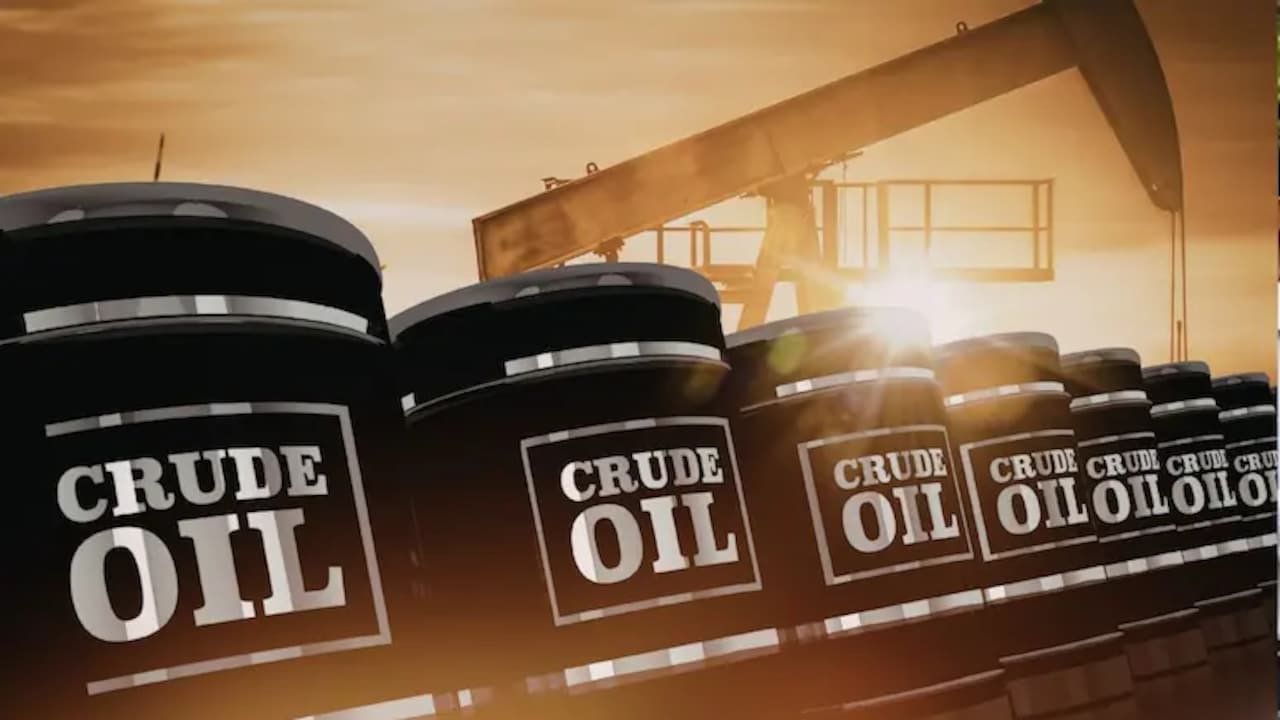 Crude Oil Prices Fall On Lower Global Demand Growth Forecast; Brent Oil Near $88 A Barrel