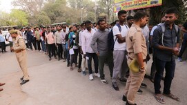 UP पुलिस दरोगा भर्ती में पंडित वाले सवाल को लेकर किस पर गिरेगी गाज, लागू होगा NCERT वाला फॉर्मूला?