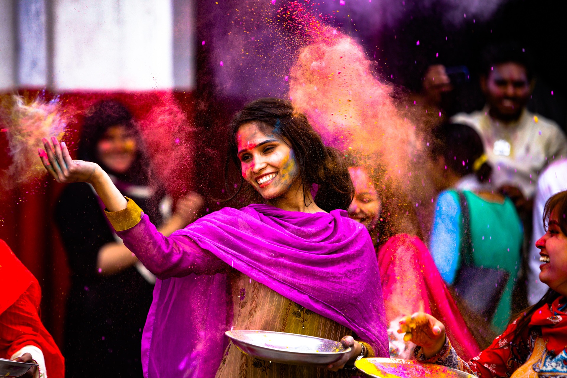 Playing Holi? Doctor Shares Holi Skin Safety Tips You Need Today