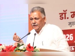 सरकारी विश्वविद्यालयों में आवारा पशु और कुत्तों का आतंक, उच्च शिक्षा विभाग ने जारी किए आदेश&nbsp;