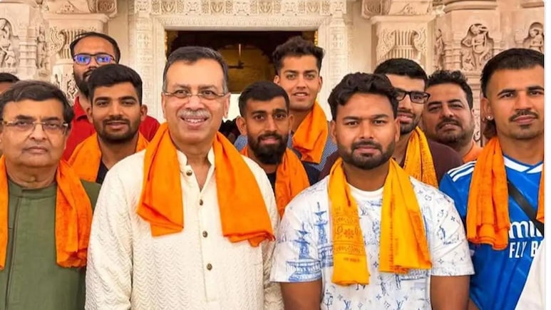 IPL 2026: आईपीएल से पहले रामलला की शरण में ऋषभ पंत, संजीव गोयनका के साथ LSG के खिलाड़ियों ने किए दर्शन