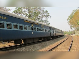 Train Cancelled: अगले महीने से कैंसिल और डायवर्ट रहेंगी यह ट्रेनें, सफर करने वाले हैं तो देख लें पूरी लिस्ट