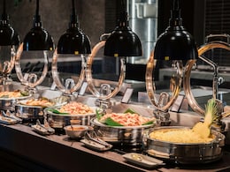 8 Types Of People You Spot At An Indian Buffet: Which One Are You?