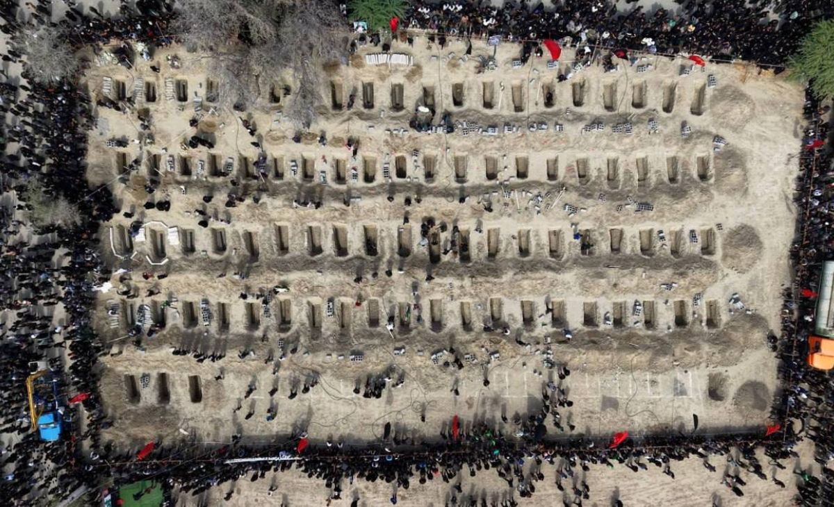 PICS: ईरान में 165 बच्चियों की कब्र देख ट्रंप की भतीजी भी सन्न, पूछा- कोई है जो इसे जस्टिफाई करे?