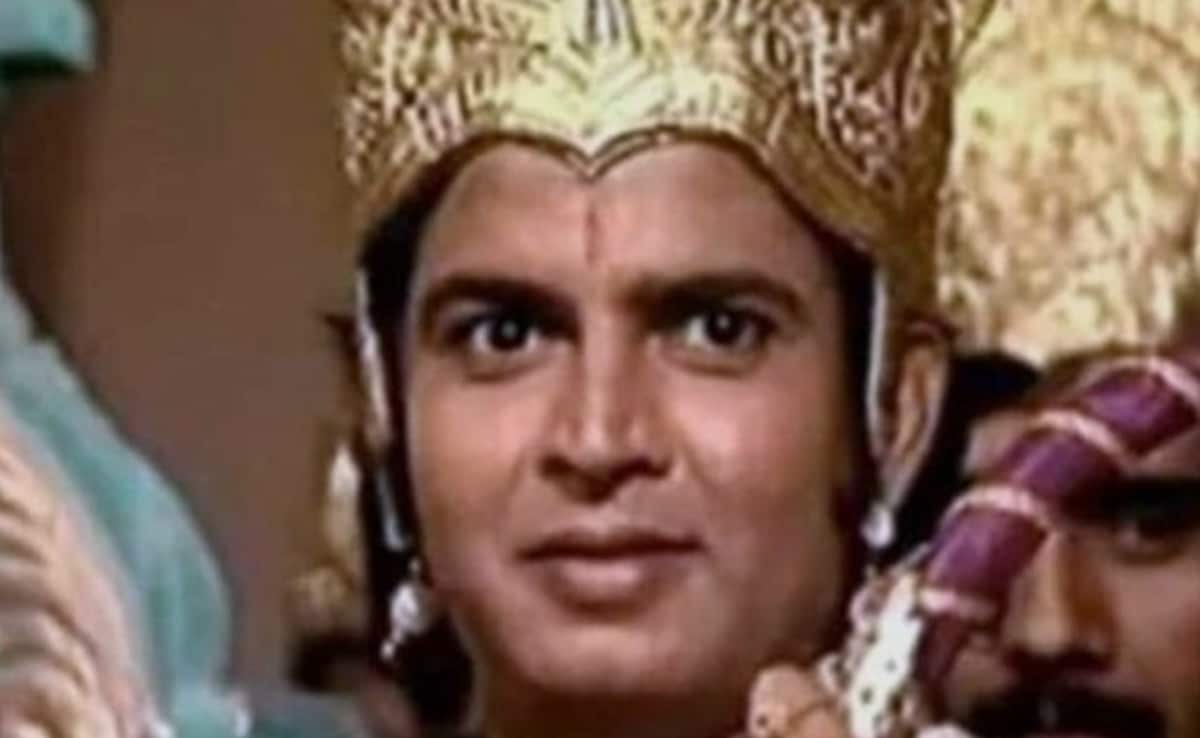 डीडी की रामायण के लक्ष्मण के साथ जब सेट पर हो गया खेल, लंबी दाढ़ी और तेल चुपड़े बालों में नहीं पहचान पाया फैन