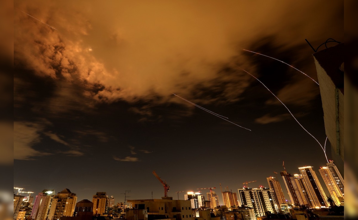 US-Israel-Iran War Live Updates: Iran Fires Missile Salvo Across Middle East After Trump Signals Progress In Talks