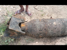 झारखंड: खोद रहे थे बालू मिला 225 किलो का अमेरिकी बम, सेना ही करेगी डिफ्यूज, फटता तो आ जाती तबाही