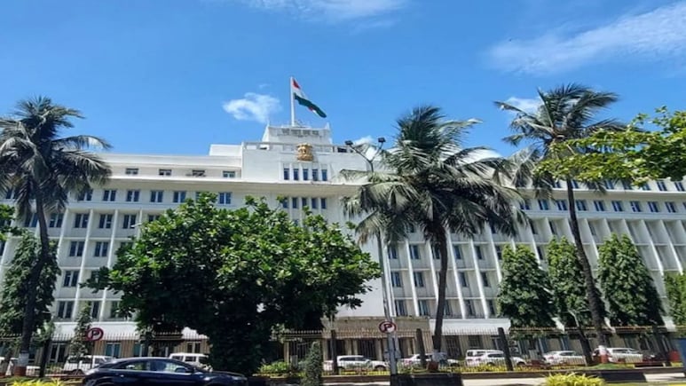 Bomb Threat:  महाराष्ट्र विधानभवन बॉम्बने उडवण्याची धमकी! इमारत रिकामी, पोलिसांचे सर्च ऑपरेशन, मोठी खळबळ