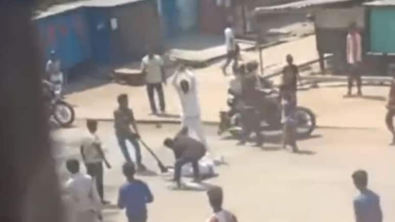 Bihar: रोहतास में खौफनाक हत्या, युवक को सड़क पर रस्सी से बांधकर घसीटा... लाठी डंडों से पीटा