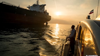 Persian Gulf Ships Show True Locations As Signal Jamming Eases