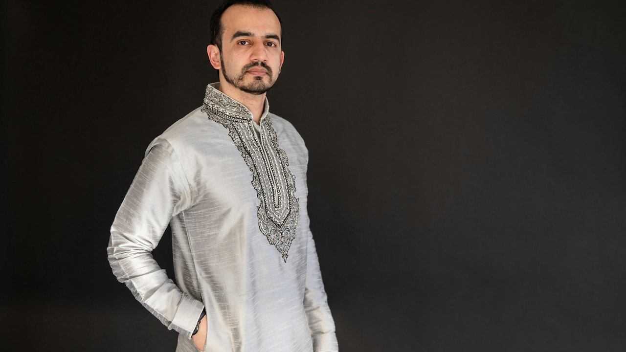Stylish linen kurta sets for men
