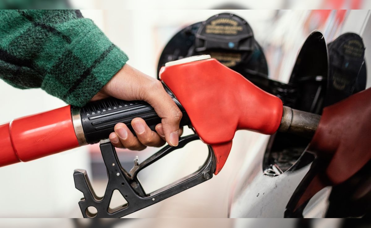 दुनिया के किस देश में मिलता है सबसे सस्ता पेट्रोल-डीजल? कीमत जानकर नहीं होगा यकीन