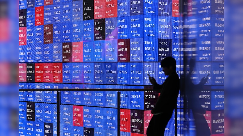 Asian Stocks Extend Declines As Middle East Tensions Remain High