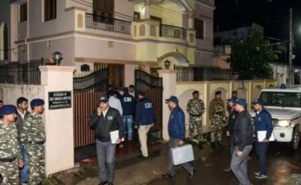 Job Scam: तेजी से फैल रहा है विदेशों में मोटी सैलरी के बहाने साइबर गुलामी का जाल, CBI ने 4 बड़े नेटवर्क का किया भंडाफोड़