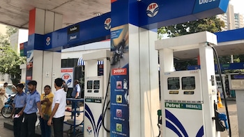 Government Cuts Excise Duty On Petrol, Diesel In Likely Relief To OMCs