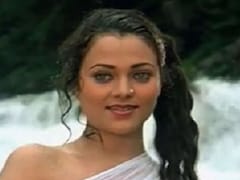 डेब्यू फिल्म में किया ऐसा सीन कि मंदाकिनी से होने लगी तुलना, एक्ट्रेस को आज भी है वो फिल्म साइन करने का पछतावा