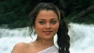 डेब्यू फिल्म में किया ऐसा सीन कि मंदाकिनी से होने लगी तुलना, एक्ट्रेस को आज भी है वो फिल्म साइन करने का पछतावा