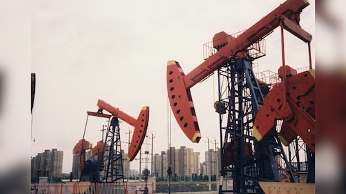 Brent Crude Dips To Below $100-Level On Conflicting War Signals From US And Iran