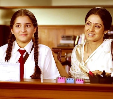 इंग्लिश विंग्लिश में श्रीदेवी की बेटी बनी 'सपना' अब हो गईं इतनी ग्लैमरस, 14 साल बाद देख फैंस बोले- ये तो कोई और है