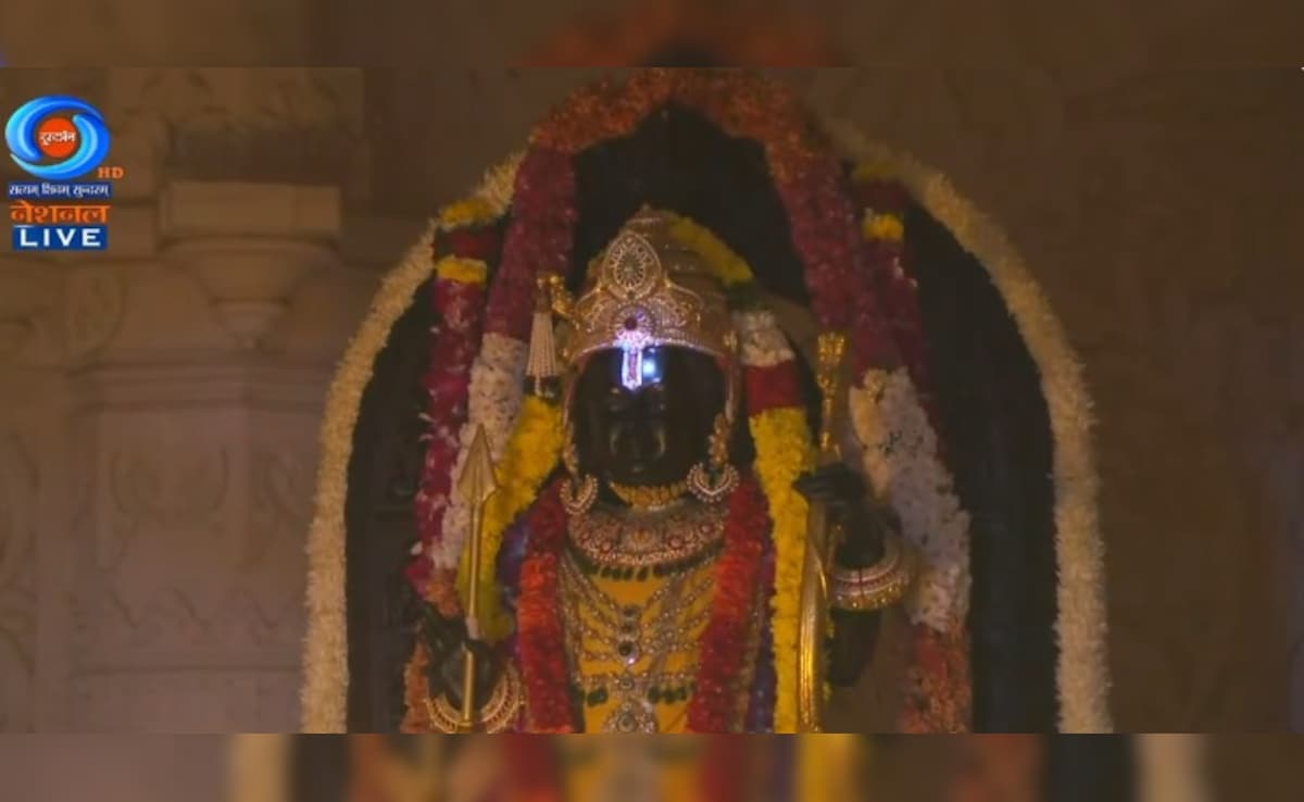 Live: रामनवमी पर रामलला का भव्य सूर्यतिलक, ललाट पर सूर्य की प्रखर किरणें जगमगाईं, देखें वीडियो