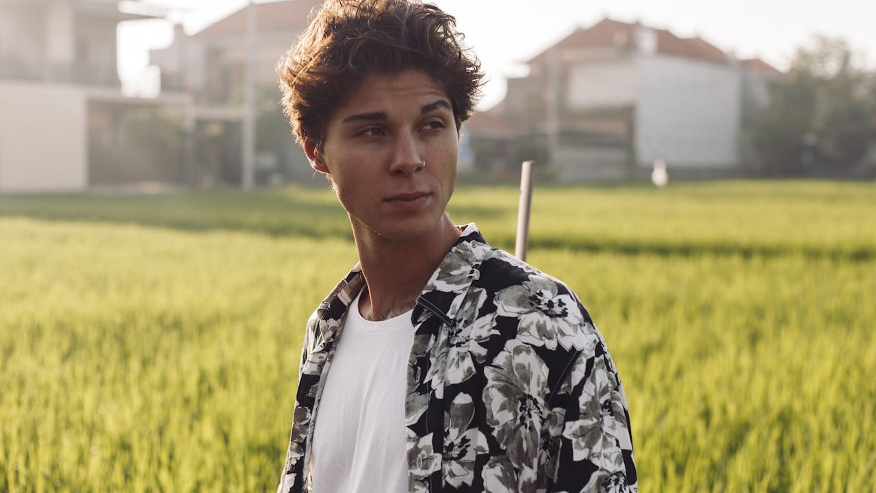 How The Floral Shirt Quietly Became A Modern Wardrobe Hero