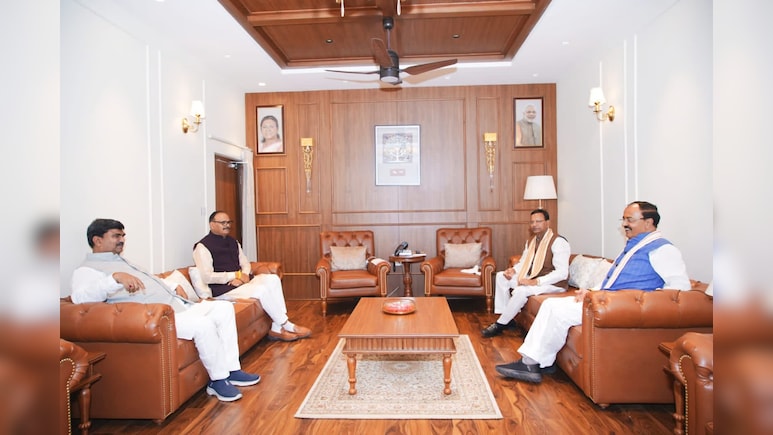 सीएम आवास से बाहर पहली बड़ी बैठक, यूपी में बीजेपी कोर कमेटी ने दिए क्या सियासी संकेत