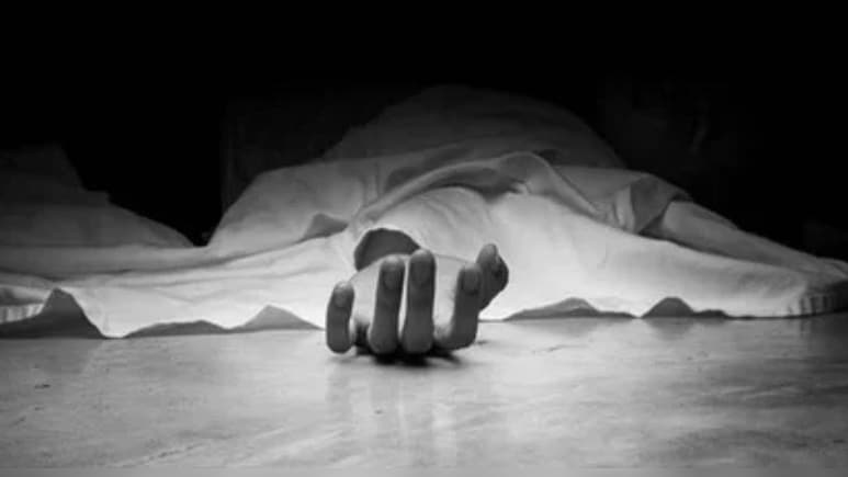 युवती ने फंदा लगाकर की आत्&zwj;महत्&zwj;या, प्रत&zwj;ियोगी परीक्षा की कर रही थी तैयारी&nbsp;