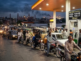 पाकिस्तान में तेल की कीमतों में लगी आग! मिडिल ईस्ट में तनाव से पेट्रोल-डीजल एक झटके में हुआ इतना महंगा