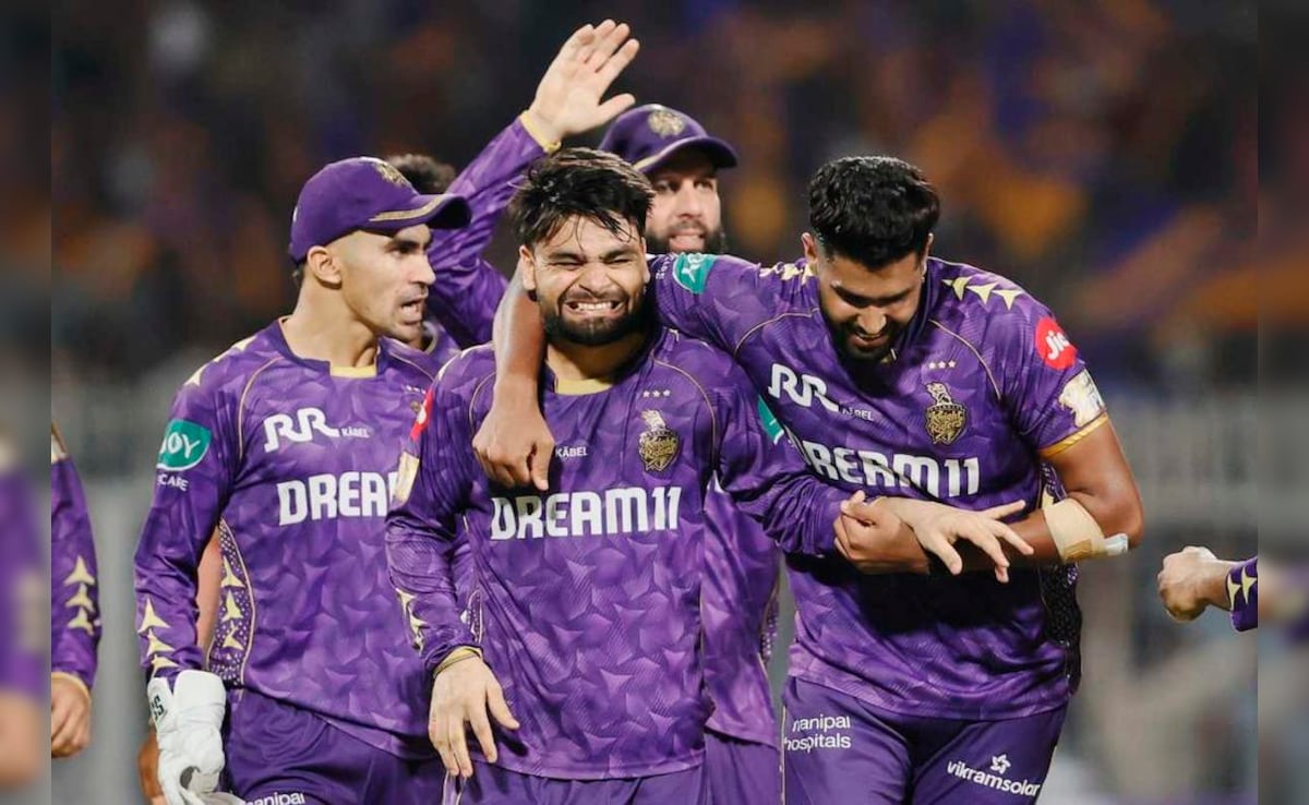 IPL 2026: KKR की टीम किस प्लेयर के लिए प्रतिदिन टिकट बुक और रद्द कर रही है? नाम जान हो जाएंगे हैरान